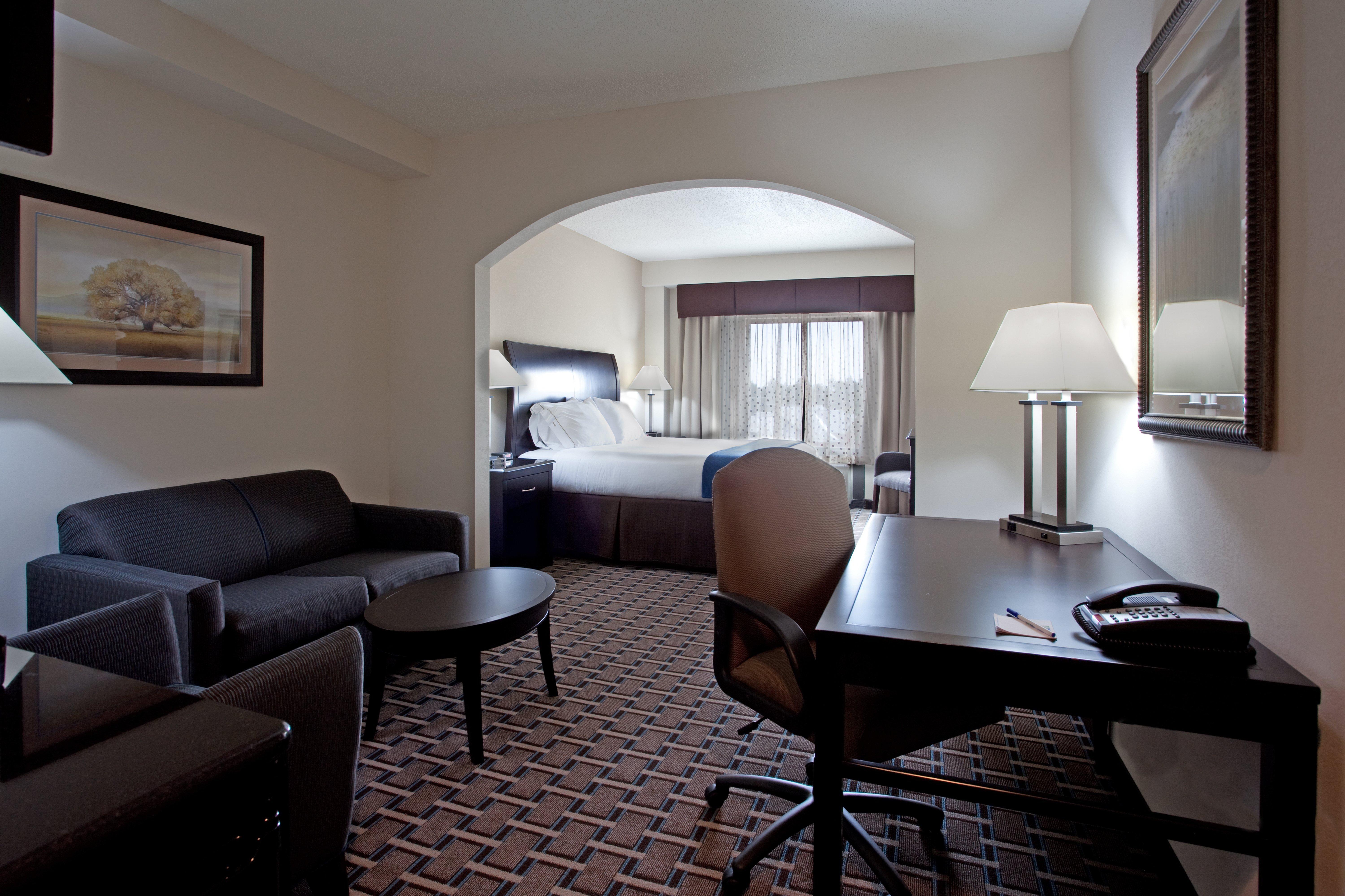 Holiday Inn Express Hotel & Suites Hope Mills-Fayetteville Airport, An Ihg Hotel Rom bilde