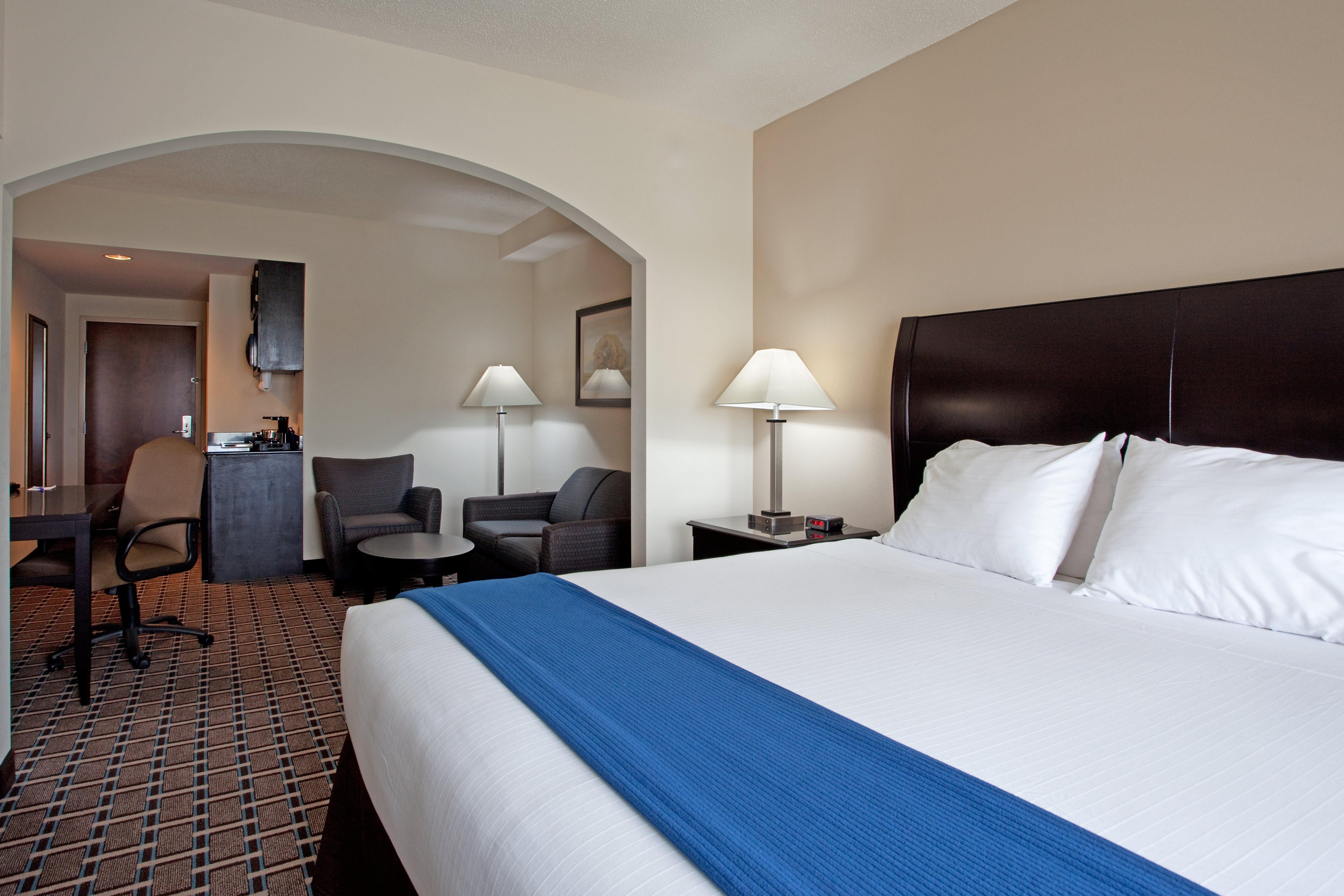 Holiday Inn Express Hotel & Suites Hope Mills-Fayetteville Airport, An Ihg Hotel Rom bilde