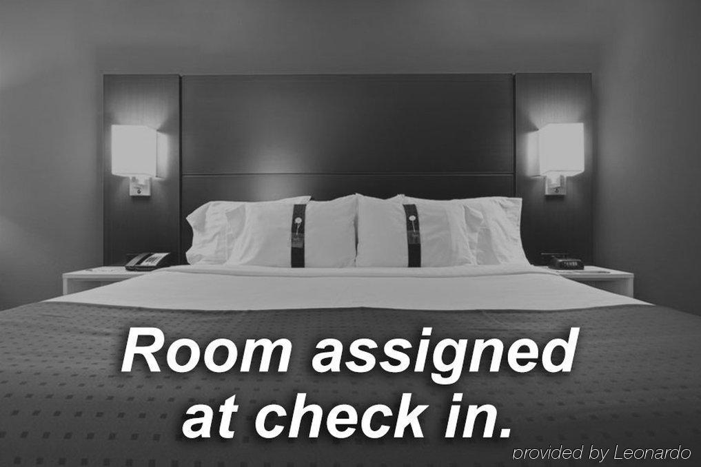 Holiday Inn Express Hotel & Suites Hope Mills-Fayetteville Airport By Ihg Eksteriør bilde