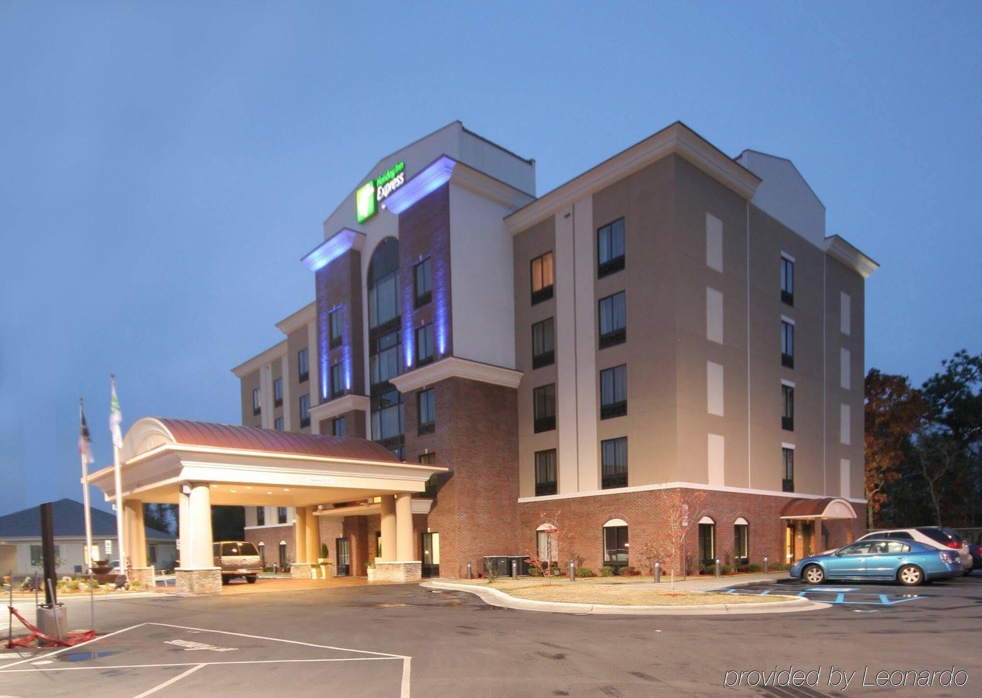 Holiday Inn Express Hotel & Suites Hope Mills-Fayetteville Airport, An Ihg Hotel Eksteriør bilde