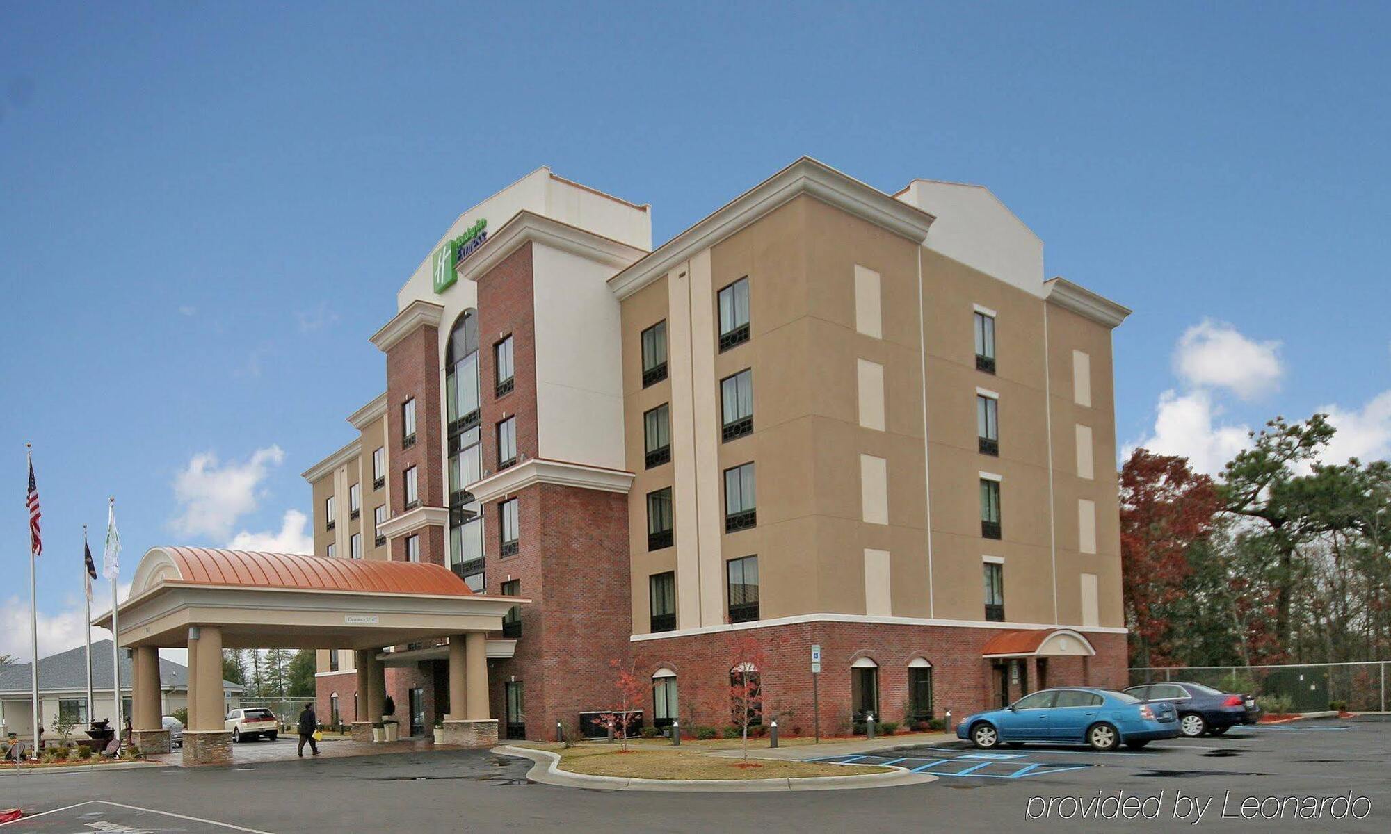 Holiday Inn Express Hotel & Suites Hope Mills-Fayetteville Airport, An Ihg Hotel Eksteriør bilde